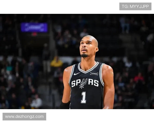 马刺豪取十连胜再冲击西部第一